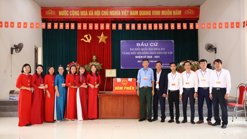 Xã Ba Vì rộn ràng khai mạc bầu cử Đại biểu Quốc hội khóa XVI và Đại biểu HĐND các cấp nhiệm kỳ 2026–2031