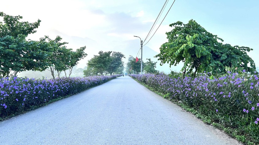 XÃ BA VÌ THỰC HIỆN LẤY Ý KIẾN NHÂN DÂN VỀ QUY HOẠCH TỔNG THỂ THỦ ĐÔ HÀ NỘI TẦM NHÌN 100 NĂM