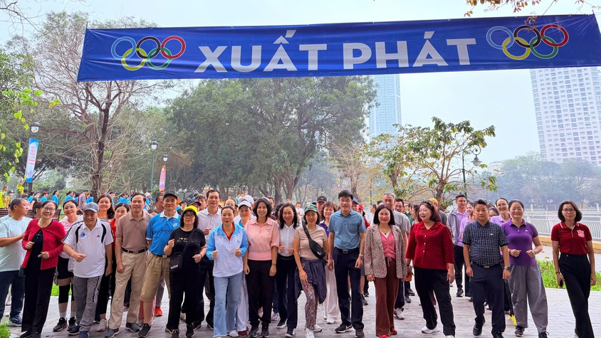 Phường Nghĩa Đô phát động Ngày chạy Olympic vì sức khỏe toàn dân năm 2026
