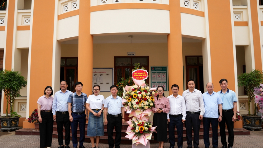 LÃNH ĐẠO PHƯỜNG SƠN TÂY THĂM, CHÚC MỪNG ĐOÀN THANH NIÊN NHÂN DỊP KỶ NIỆM 26/3