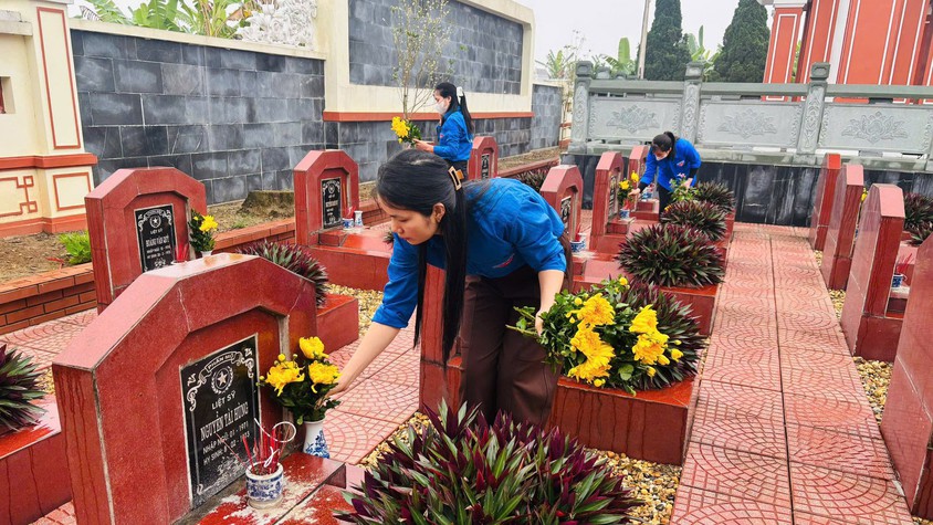 Tuổi trẻ xã Minh Châu phát huy vai trò xung kích, khát vọng cống hiến.