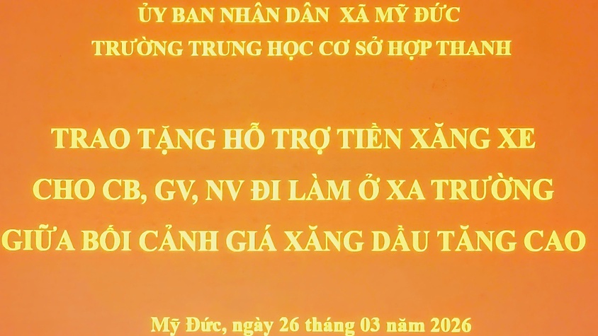 Trường THCS Hợp Thanh hỗ trợ tiền xăng xe cho 23 cán bộ, giáo viên, nhân viên ở cách xa trường