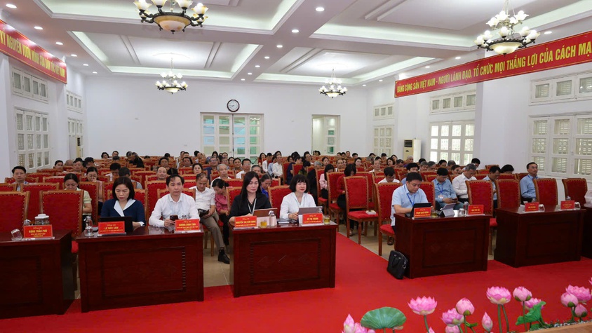 Phường Bồ Đề tiếp sóng Hội nghị quán triệt Nghị quyết 02-NQ/TW của Bộ Chính trị, hướng tới mục tiêu Thủ đô “Văn hiến - Văn minh - Hiện đại - Hạnh phúc”