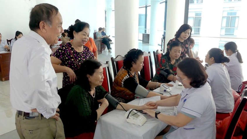 Cầu Giấy: Đưa Nghị quyết 72-NQ/TW vào cuộc sống qua mô hình CLB Chăm sóc sức khỏe người cao tuổi