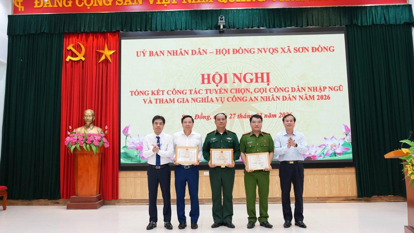 Xã Sơn Đồng hoàn thành 100% chỉ tiêu tuyển quân năm 2026