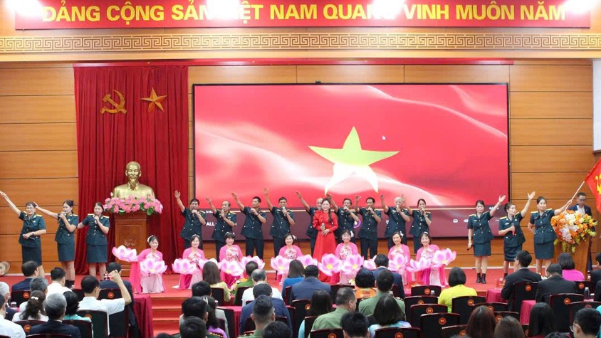 Long Biên: Khép lại ngày hội của toàn dân, lan tỏa niềm tin và sự đồng thuận