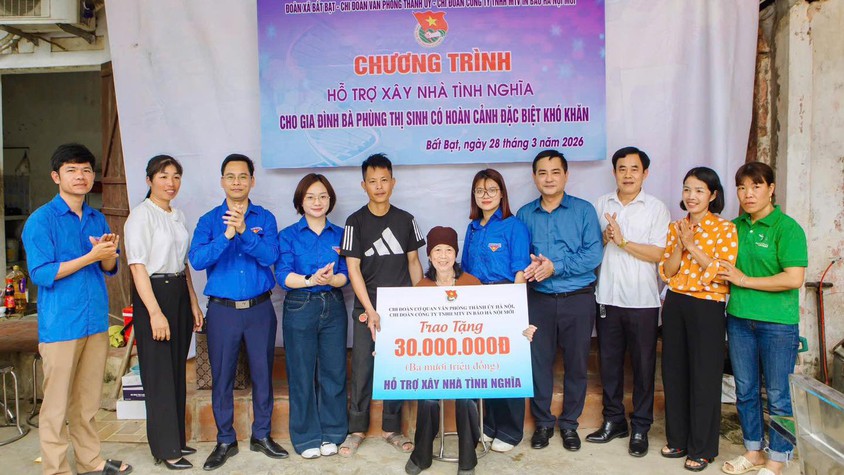 Hành trình về địa chỉ đỏ K9 – Đá Chông: Lan tỏa yêu thương, chung tay xây dựng nhà đại đoàn kết.