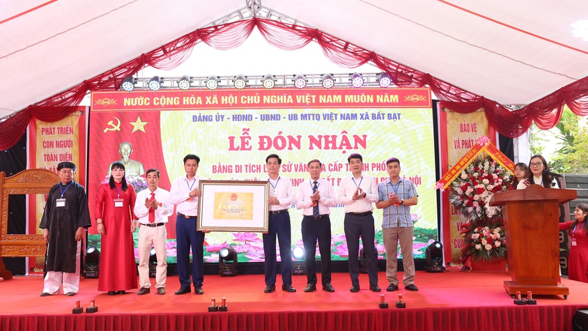 Xã Bất Bat tổ chức lễ đón nhận bằng di tích lịch sử – văn hóa cấp thành phố chùa Thiên Phúc