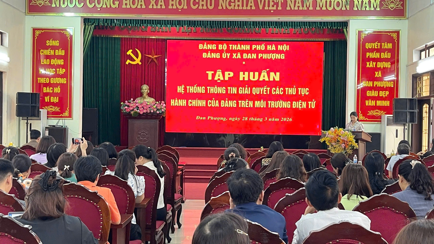 Trên 220 đại biểu tham dự lớp Tập huấn hệ thống thông tin giải quyết thủ tục hành chính của Đảng