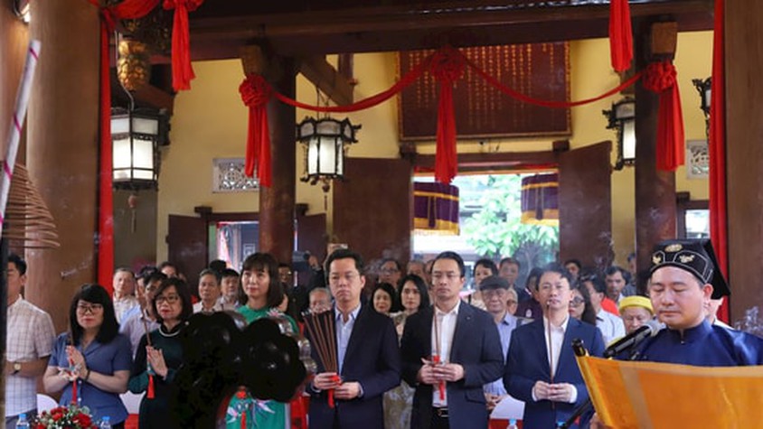 Phường Hoàn Kiếm khai hội đền Bạch Mã