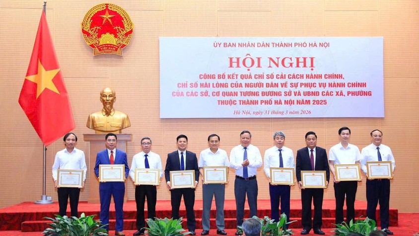 Hà Nội công bố Chỉ số CCHC năm 2025: Xã Phúc Thọ dẫn đầu nhóm 2 khối xã