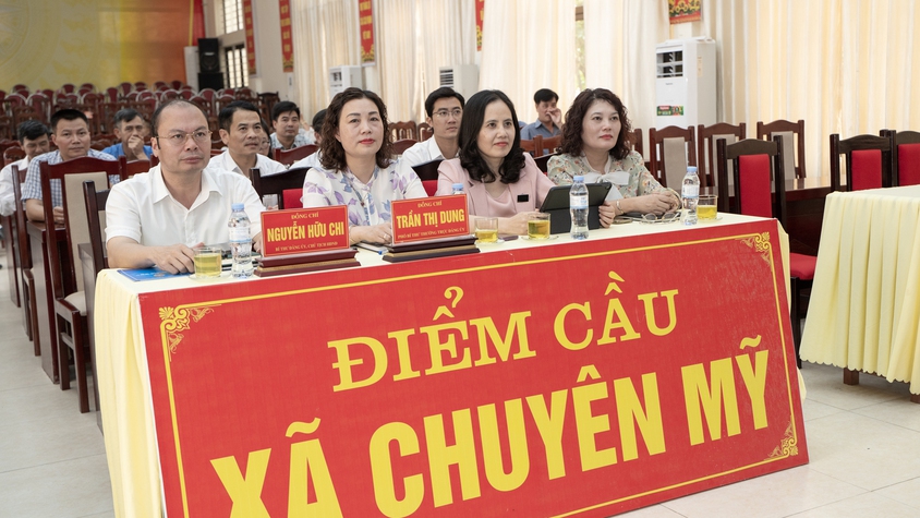 Chuyên Mỹ dự trực tuyến Tổng kết toàn quốc công tác bầu cử đại biểu Quốc hội khóa XVI và đại biểu HĐND các cấp, nhiệm kỳ 2026-2031