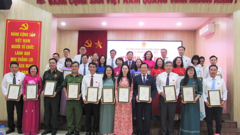 HĐND phường Hồng Hà hoàn thành kỳ họp thứ nhất, quyết định nhiều nội dung quan trọng