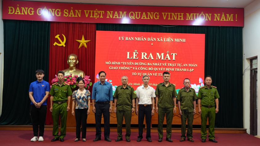 Ra mắt mô hình “ Tuyến đường ba nhất về trật tự, an toàn giao thông”