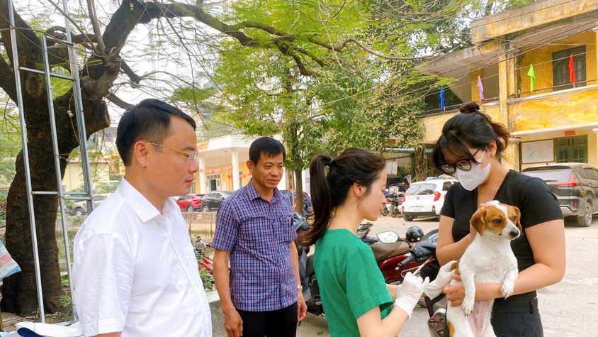 Thanh Liệt: Đẩy mạnh tiêm phòng dại, nâng cao ý thức người dân trong quản lý vật nuôi