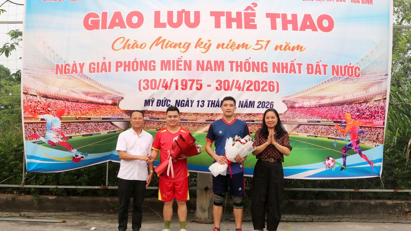 Giao lưu bóng đá thắt chặt tình đoàn kết lương – giáo tại xã Mỹ Đức
