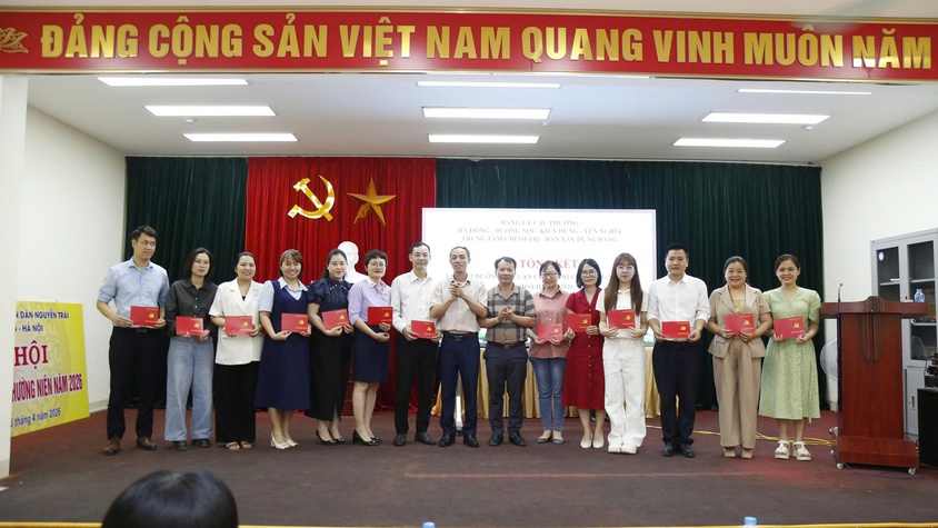Hoàn thành lớp bồi dưỡng lý luận chính trị cho đảng viên mới khóa II năm 2026
