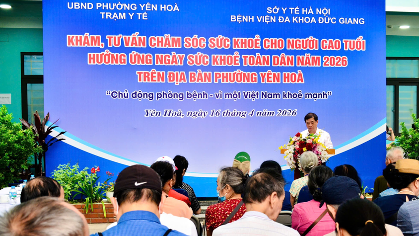 Phường Yên Hòa tổ chức khám sức khỏe miễn phí cho Người cao tuổi trên địa bàn