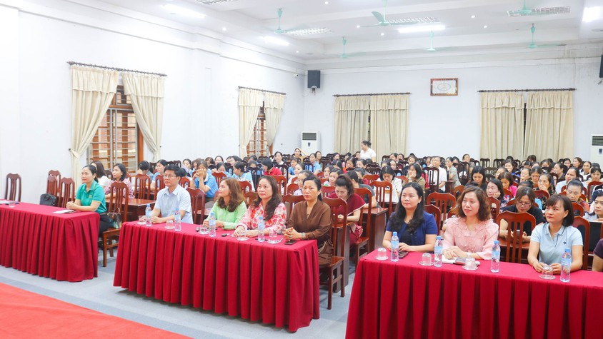 Lớp bồi dưỡng nghiệp vụ công tác Hội Phụ nữ năm 2026