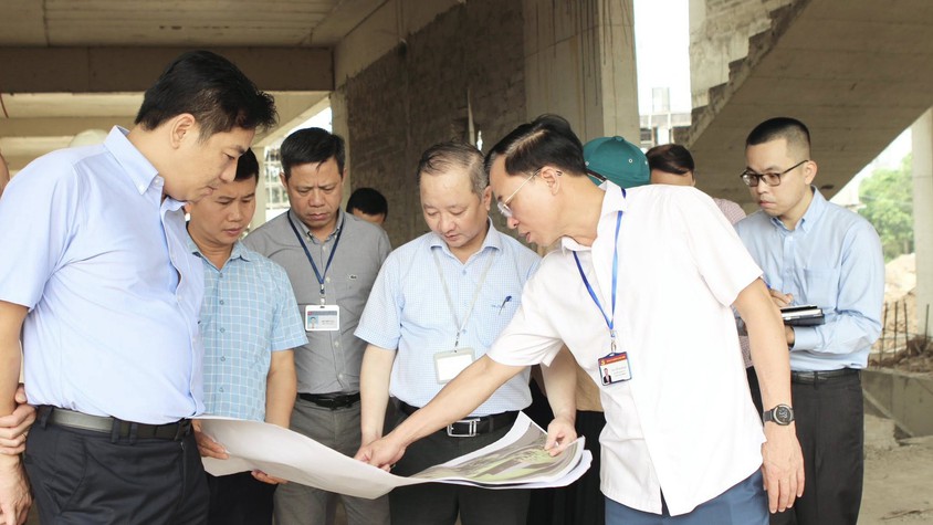 Bám sát hiện trường, đốc thúc tiến độ thi công tại các công trình trọng điểm