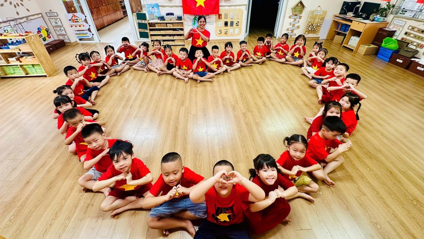 LẶNG THẦM TỎA SÁNG - DẤU ẤN MỘT CÔ GIÁO TRẺ TRƯỜNG MẦM NON THỊNH LIỆT