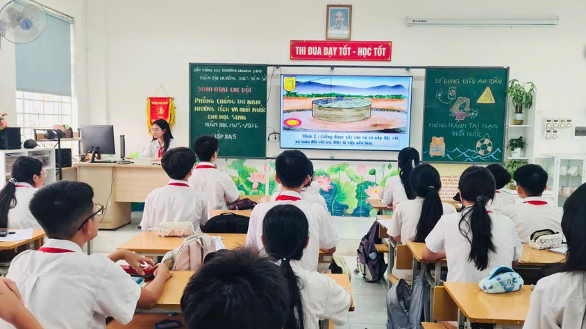 TRƯỜNG THCS YÊN SỞ ĐẨY MẠNH TUYÊN TRUYỀN PHÒNG CHỐNG ĐUỐI NƯỚC - XÂY DỰNG MÔI TRƯỜNG HỌC ĐƯỜNG AN TOÀN, LÀNH MẠNH