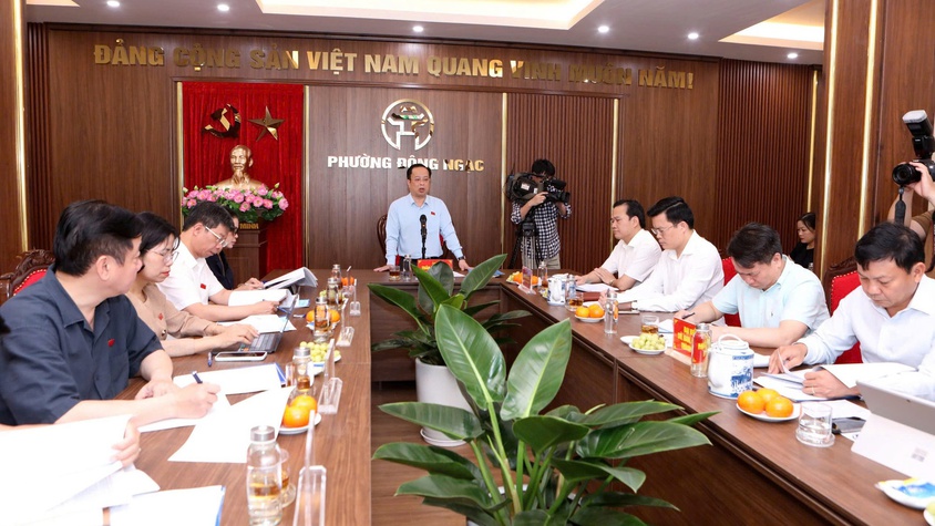 Đoàn Giám sát của Thường trực HĐND Thành phố Hà Nội về giám sát việc triển khai các dự án thoát nước, việc chống úng ngập trên địa bàn Thành phố