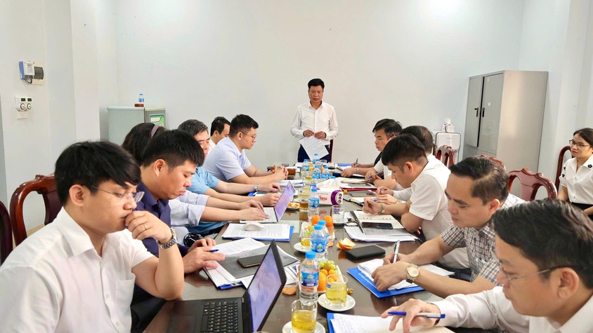 Thường trực Đảng ủy xã Thiên Lộc làm việc với Trung tâm Dịch vụ tổng hợp xã về công tác lãnh đạo, chỉ đạo thực hiện các nhiệm vụ, đánh giá tình hình, kết quả công tác quí I; phương hướng, nhiệm vụ quí II/2026.