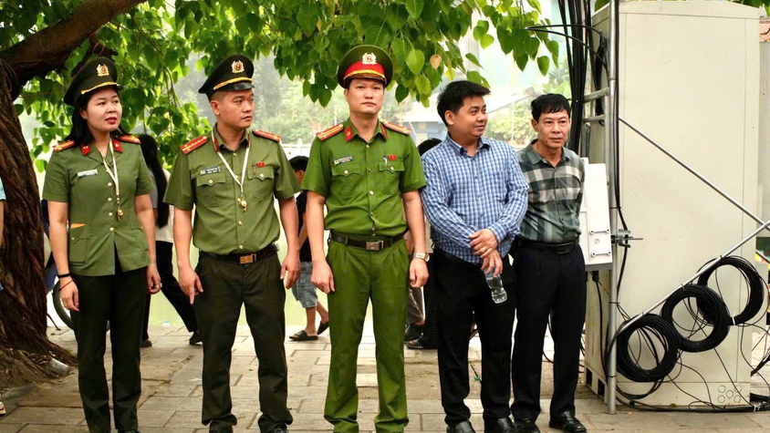 CÔNG AN XÃ TÂY PHƯƠNG TĂNG CƯỜNG ĐẢM BẢO AN NINH TRẬT TỰ LỄ HỘI CHÙA TÂY PHƯƠNG NĂM 2026