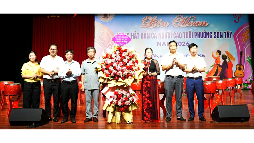 PHƯỜNG SƠN TÂY TỔ CHỨC LIÊN HOAN TIẾNG HÁT DÂN CA NGƯỜI CAO TUỔI NĂM 2026