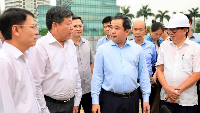 Bí thư Hà Nội Trần Đức Thắng: 'Xử lý nghiêm vi phạm dọc kênh La Khê, không nể nang, tránh nhờn luật'