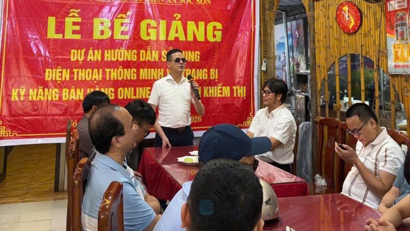 CHI HỘI NGƯỜI MÙ LIÊN XÃ SÓC SƠN BẾ GIẢNG LỚP HỌC SỬ DỤNG ĐIỆN THOẠI THÔNG MINH VÀ KỸ NĂNG BÁN HÀNG ONLINE