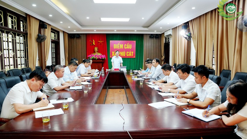 Phú Cát giao ban Ban Chỉ đạo GPMB, quyết liệt đẩy nhanh tiến độ các dự án trọng điểm