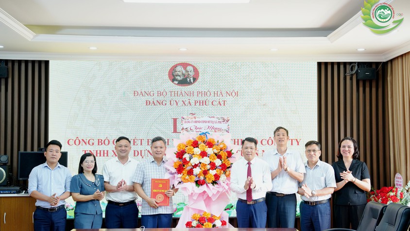 Phú Cát công bố Quyết định, ra mắt Chi bộ Công ty TNHH Xây dựng và Phát triển Tuấn Minh