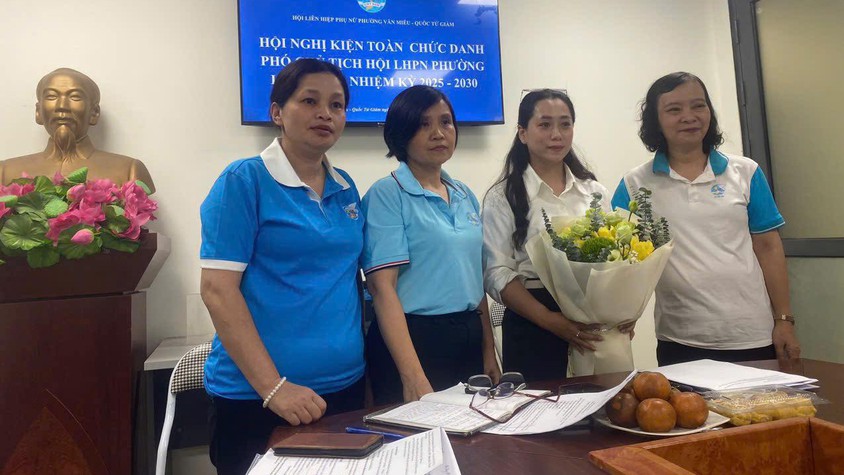  HỘI LHPN PHƯỜNG VĂN MIẾU - QUỐC TỬ GIÁM TỔ CHỨC HỘI NGHỊ GIAO BAN, SƠ KẾT QUÝ I – TRIỂN KHAI NHIỆM VỤ QUÝ II NĂM 2026- KIỆN TOÀN CHỨC DANH PCT HỘI LHPN PHƯỜNG.