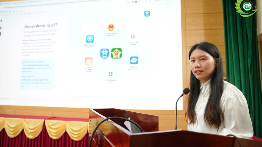 Hơn 100 cán bộ xã Phú Cát tập huấn nền tảng làm việc số Hanoiwork