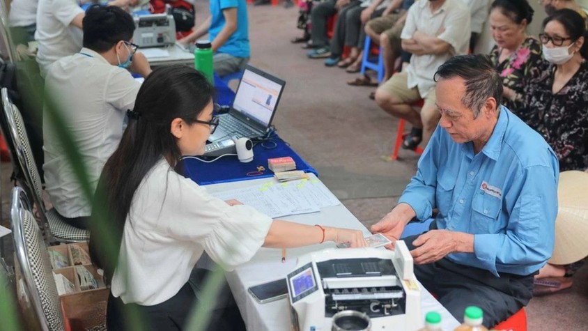 Tất cả người dân đang nhận lương hưu chú ý thay đổi quan trọng từ 1/7 tới đây