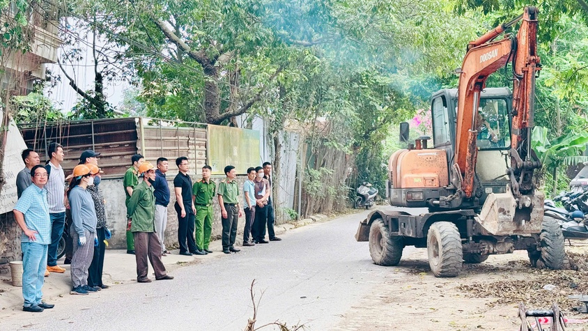 Công an xã Nam Phù bám sát cơ sở, chủ động tham mưu xử lý vi phạm đất đai