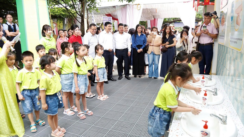Hà Nội phát động chiến dịch vệ sinh môi trường, chủ động phòng chống bệnh tay chân miệng