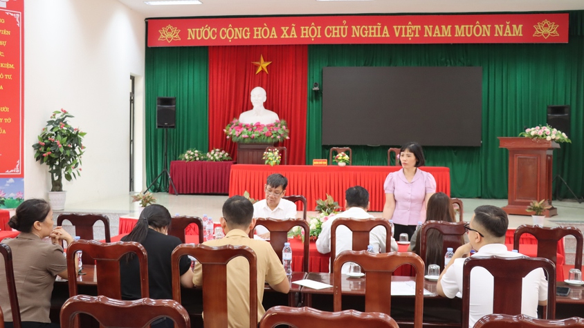 Đoàn giám sát HĐND xã Phú Xuyên triển khai giám sát công tác vệ sinh môi trường trên địa bàn