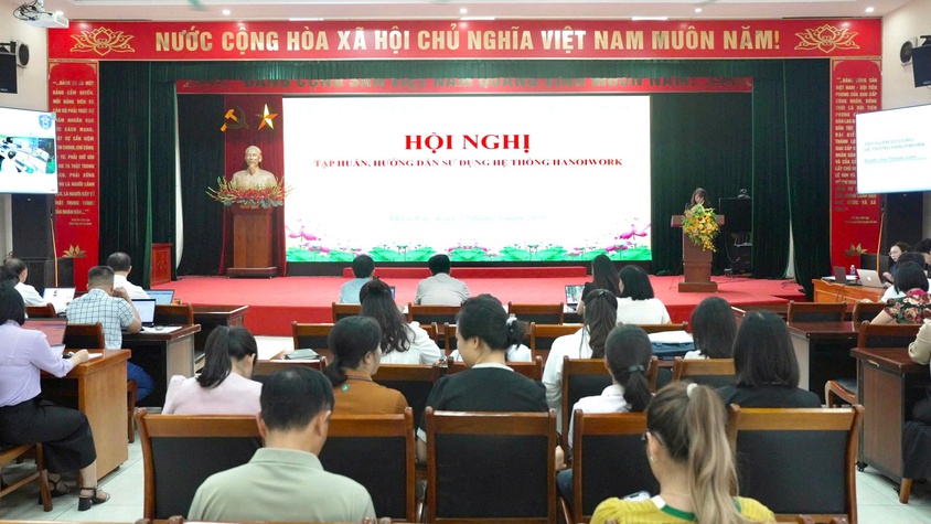 Xã Thiên Lộc tổ chức Hội nghị tập huấn, hướng dẫn sử dụng hệ thống HanoiWork