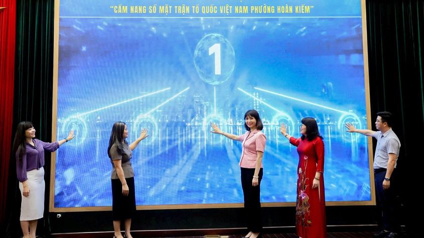 Ra mắt Cẩm nang số Mặt trận Tổ quốc Việt Nam phường Hoàn Kiếm