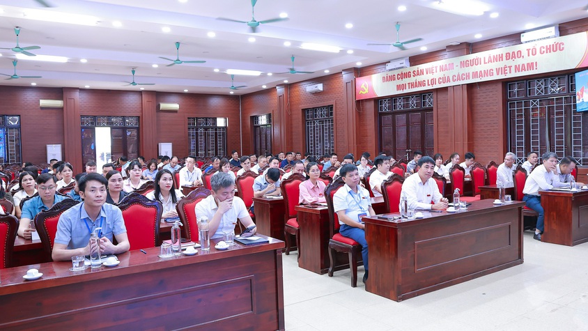 HỘI NGHỊ TIẾP XÚC CỬ TRI SAU KỲ HỌP THỨ NHẤT HĐND XÃ KHÓA II, NHIỆM KỲ 2026 - 2031