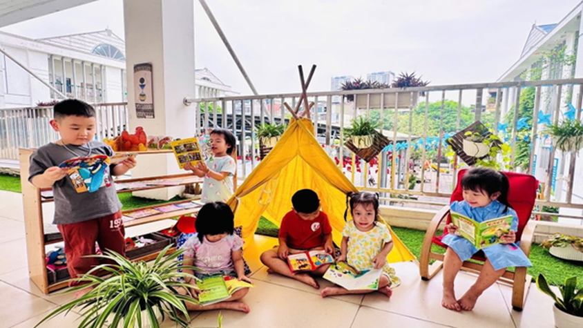 HƯỞNG ỨNG NGÀY HỘI SÁCH- TRƯỜNG MẦM NON HOA MAI LAN TỎA VĂN HÓA ĐỌC TỚI TRẺ THƠ