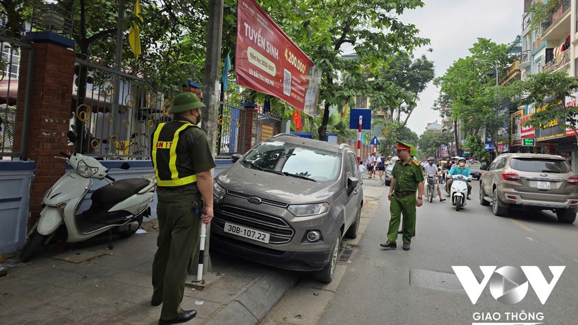 Phương Tương Mai (Hà Nội): Quyết liệt dẹp sạch vỉa hè sau phản ánh của VOV
