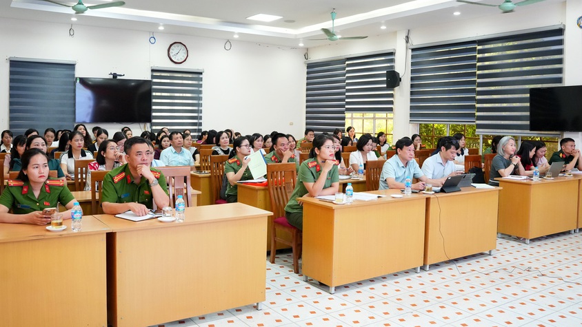 SƠN TÂY THAM DỰ TRỰC TUYẾN HỘI NGHỊ TẬP HUẤN VỀ BẢO VỆ BÍ MẬT NHÀ NƯỚC VÀ AN TOÀN THÔNG TIN