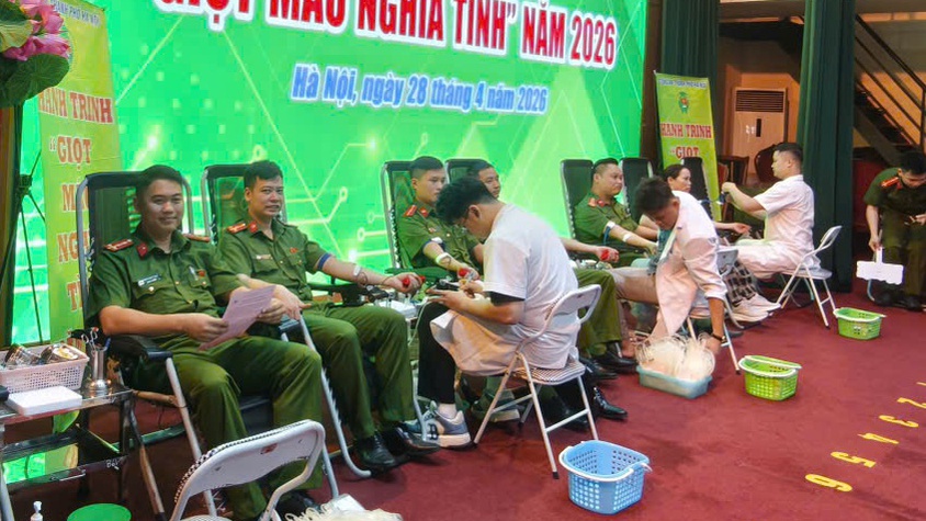 CỤM THI ĐUA SỐ 20 VÀ 21 – CÔNG AN THÀNH PHỐ HÀ NỘI TỔ CHỨC HÀNH TRÌNH 