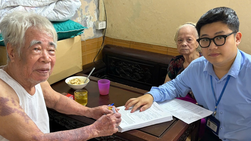 ĐỔI MỚI PHƯƠNG THỨC PHỤC VỤ NHÂN DÂN, THEO TINH THẦN “GẦN DÂN, SÁT DÂN, LẤY NHÂN DÂN LÀ TRUNG TÂM PHỤC VỤCỦA CHÍNH QUYỀN ĐỊA PHƯƠNG”