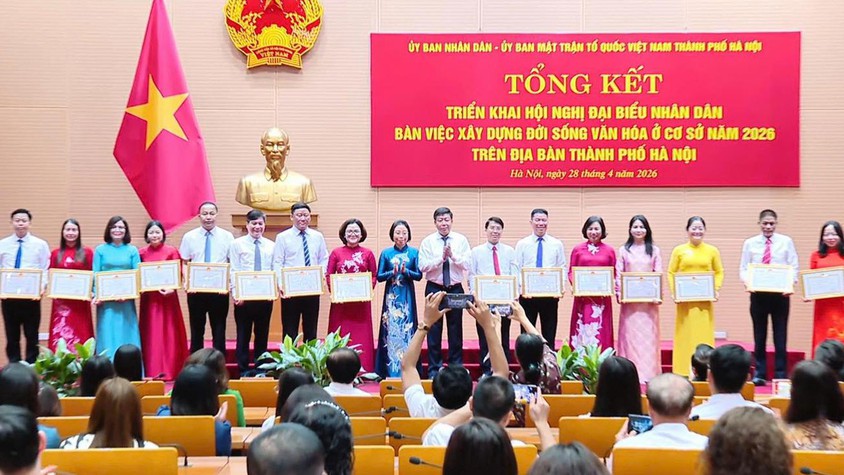 UBMTTQ phường Phúc Lợi được Chủ tịch UBND thành phố Hà Nội tặng bằng khen trong triển khai tổ chức Hội nghị đại biểu Nhân dân năm 2026 