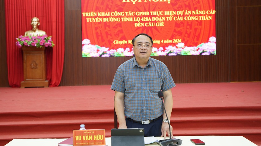 UBND xã tổ chức hội nghị triển khai công tác giải phóng mặt bằng đường tỉnh lộ 428A đoạn từ Cầu Cống Thần đến Cầu Giẽ